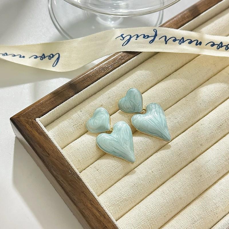 Elegant Imitation Pearl and Diamond-Studded Earrings for Women