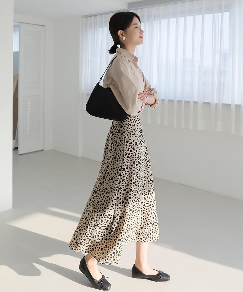 Ppaeppae Back-Banded Leopard Flare Long Skirt