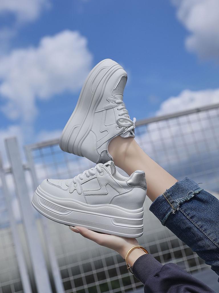 Gift red Xiuhe wedding shoes 2025 new bride platform inner height increase 9CM leather casual bridesmaid high heels