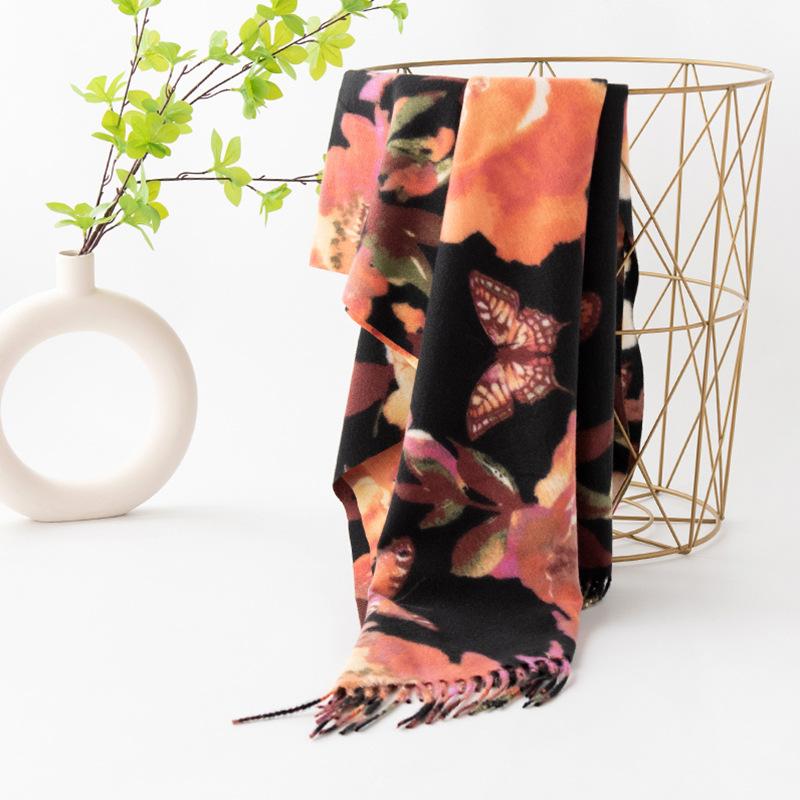 This Autumn's New Warm Faux Cashmere Large-flower Printed Tassel Scarf Exudes A High End Light Luxury and Versatile Look for Women