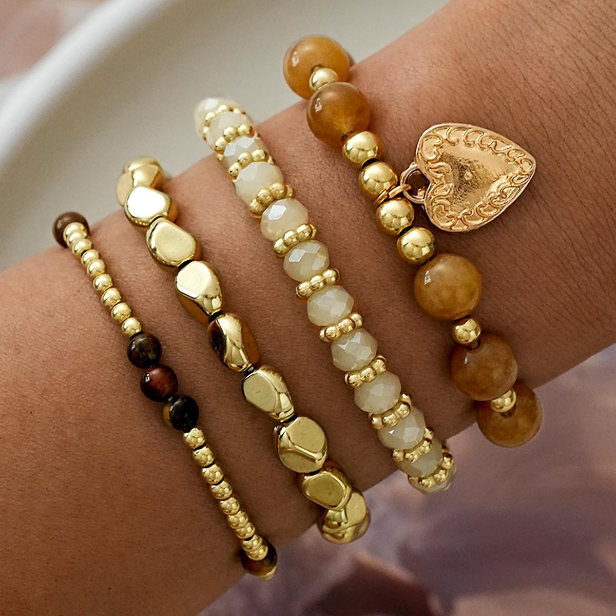 

4Pcs Vintage Heart Charm Crystal Beaded Bracelet Set For Women Fashion Gold Color Bracelets Boho Party Daily Wear Jewelry Gifts