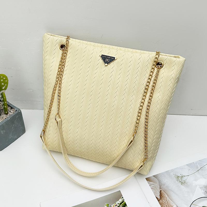 

Personality trend tote bag summer new bag women s fashion simple messenger bag casual commuter shoulder bag жёлтый