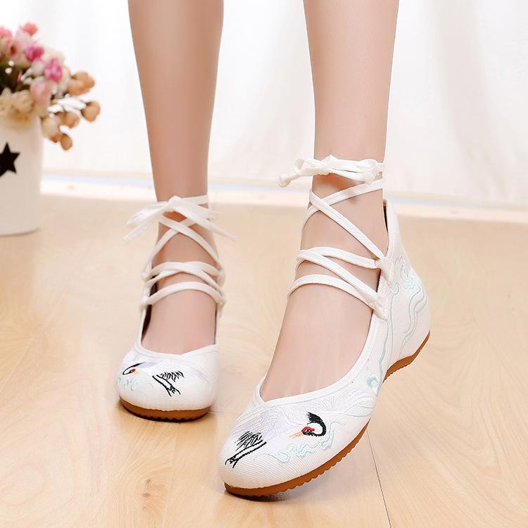 Clearance!!! No return or exchange, Yunhe, front lace-up embroidered cloth shoes, beef tendon sole ethnic style square