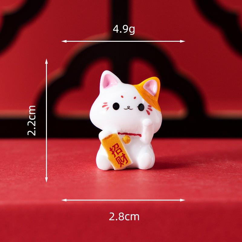 1pcs Figurines Miniature Cute Lucky Cat Micro Landscape Crafts Ornaments For Home Decorations Animal Car Decor Room Accessories