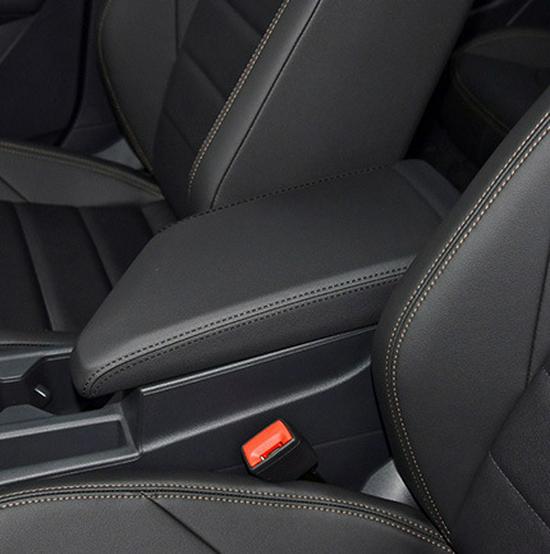 Passar 08-22 Lavida, Lavida PLUS och Classic Lavida Qihang Läderskydd för armstödsbox.