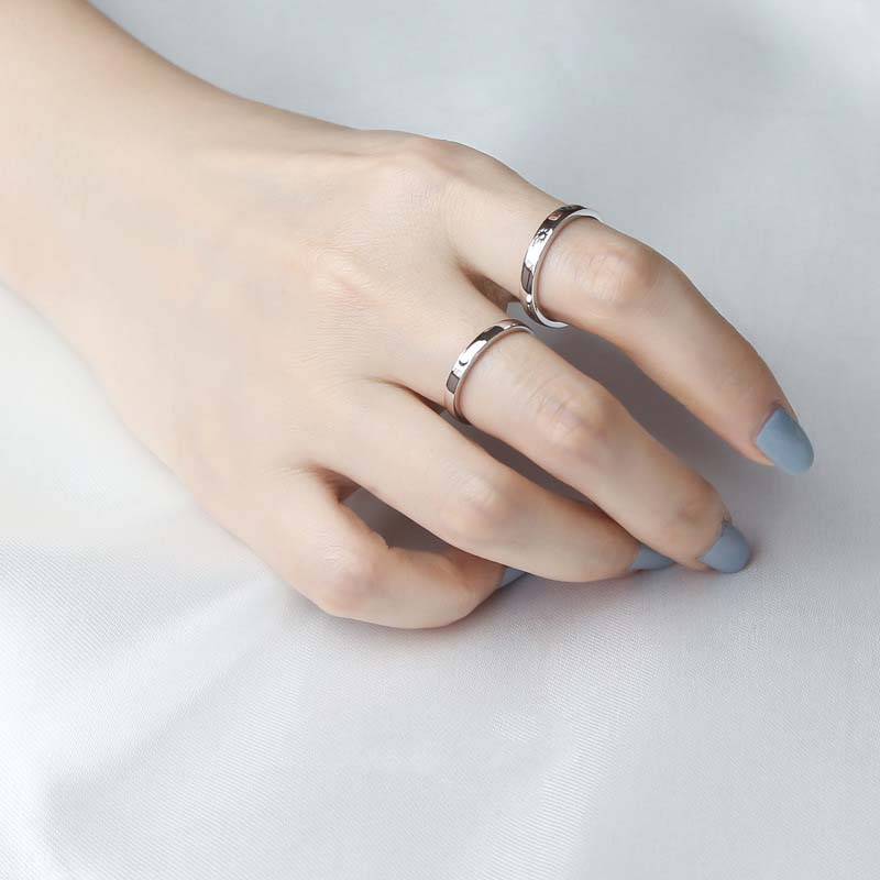 2Pcs Sliver Color Sun Moon Couple Rings for Women Men Simple Heart Matching Open Adjustable Finger Ring Set Wedding Jewelry Gift