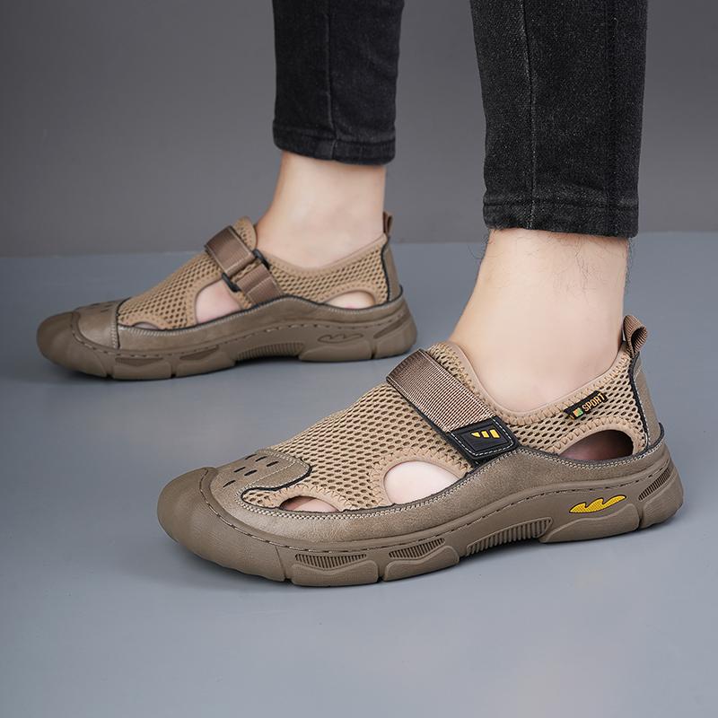 Fashion Breathable Mesh Footwear Outdoor Leisure Hollow Out Sandals Hand-stitching Men's Beach Flats Summer New Fashion Male Sandals
