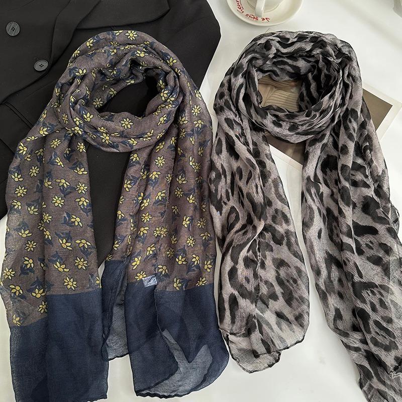 Thin scarf retro trend new Bali yarn scarf long silk scarf women's high sense personalized leopard print shawl