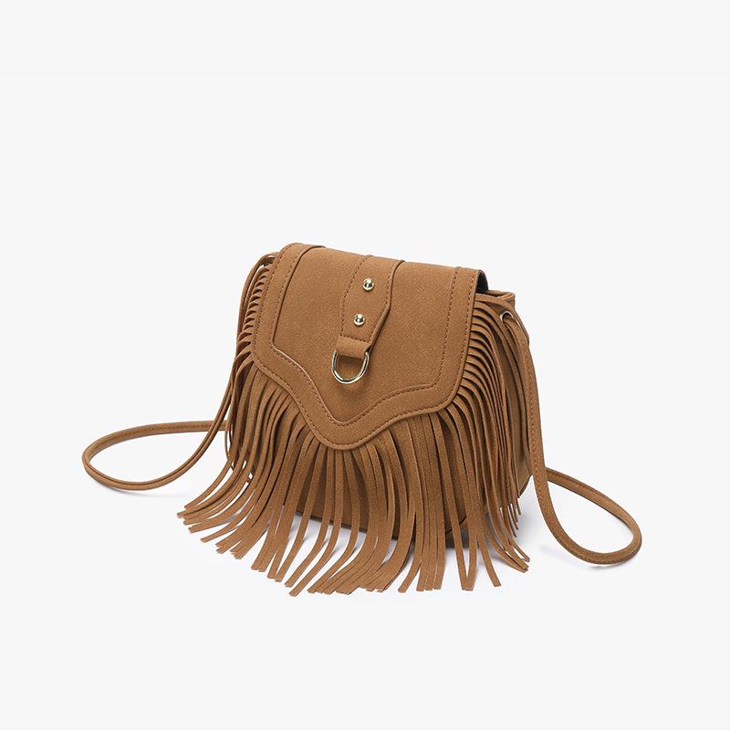 European and American Retro Large-capacity Bag Autumn and Winter Armpit Tassel Lock Buckle Versatile Tote Bag Feeling Commuter Shoulder Bag