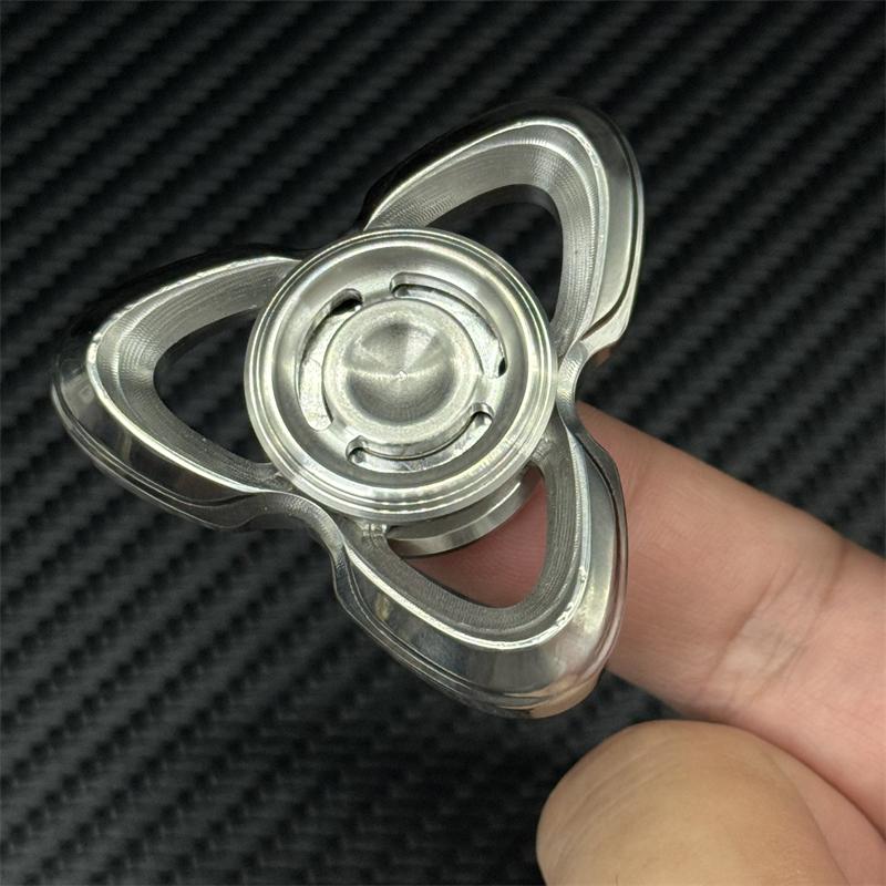Novel Three-leaf Stainless Steel Hand Spinner  EDC Fidget Spinner Stress Relief Toy ADHD Fidget Toy Fingertip Spinning Toy