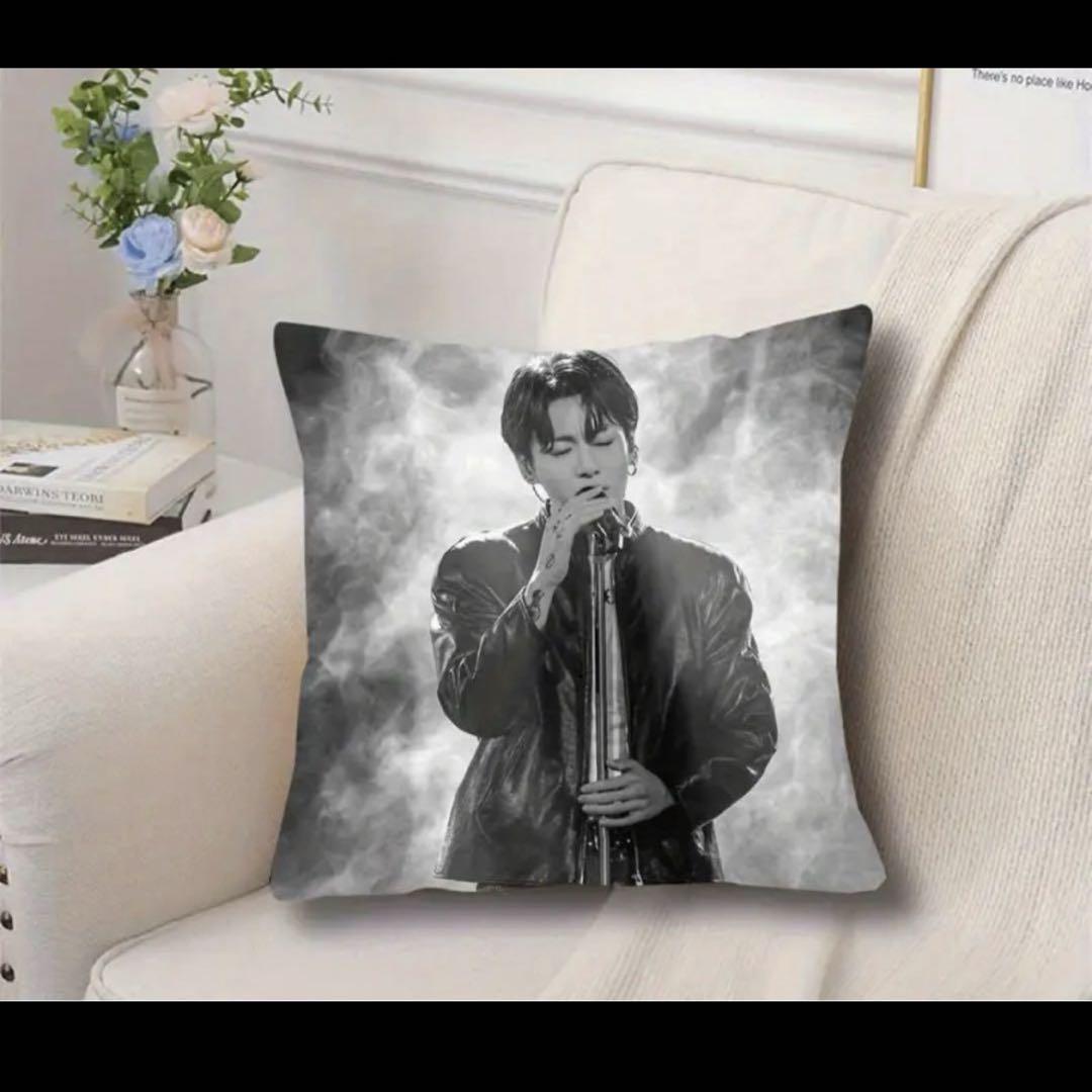 

[Б/У] Наволочка для подушки BTS Jungkook