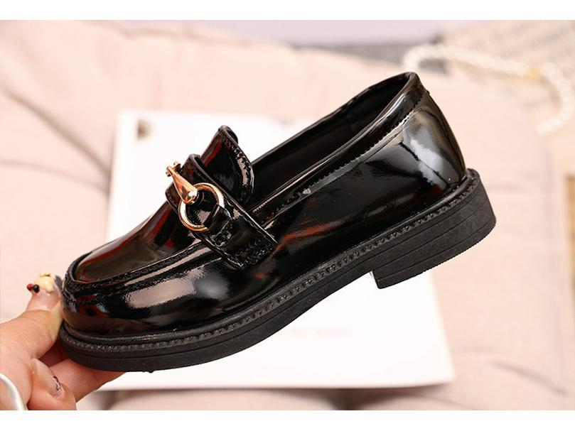 Modne koreańskie buty skórzane dla dzieci na rok 2024: Chłopięce casualowe i dziewczęce płaskie buty w stylu western