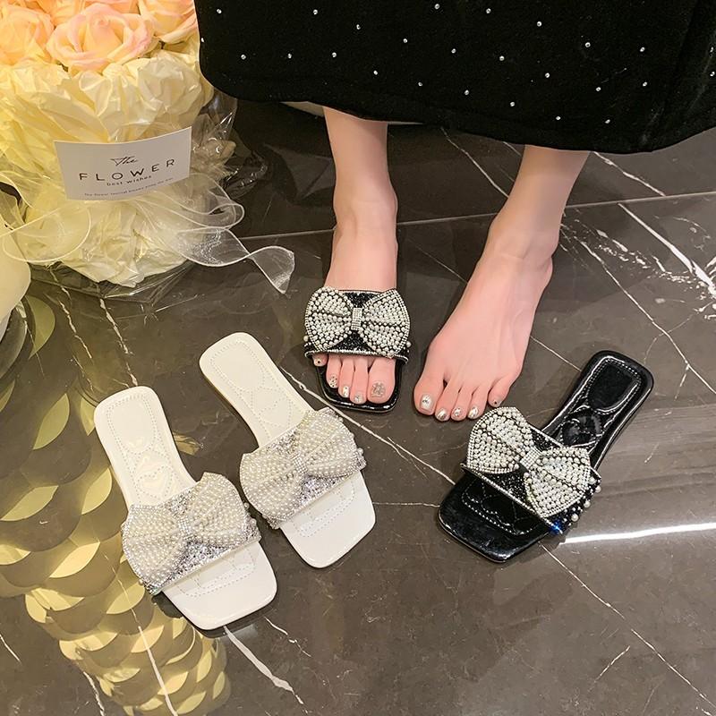 Fashion Chic Pearl - Rhinestone Bow Slides | Glamorous & Eye - Catching, Perfect for Party & Fashion Looks