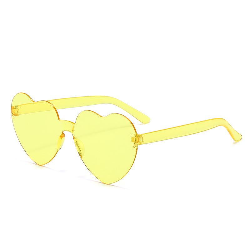 Exaggerated Peach Heart One-Piece Sunglasses – Candy Color for Parties and Performances