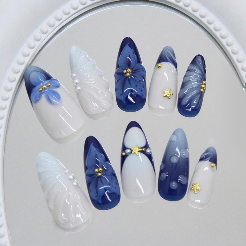 24 Stück Vintages Inspiriert Aufkleber Nägel Künstliche Nägel Blaue Lilien Blasenstreifen Perlen Dekoration ABS Einfach zu Tragen