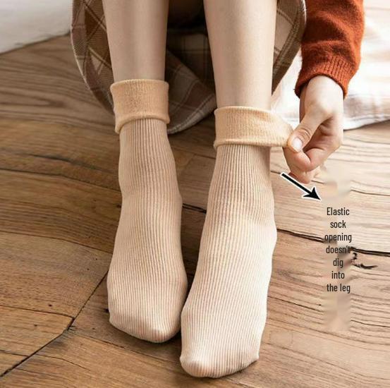 

New Women s Winter Velvet-Enhanced Striped Mid-Calf Socks - Cozy Japanese Style Warm Solid Color Floor Socks