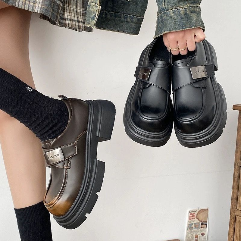 Round Toe Loafers Shoes for Women Platform Brown on Sale Casual Chic and Elegant Vacation Young Promotion 2025 Trend Woman Pumps