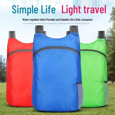 Unisexový ultralehký skládací cestovní batoh s vlastním logem