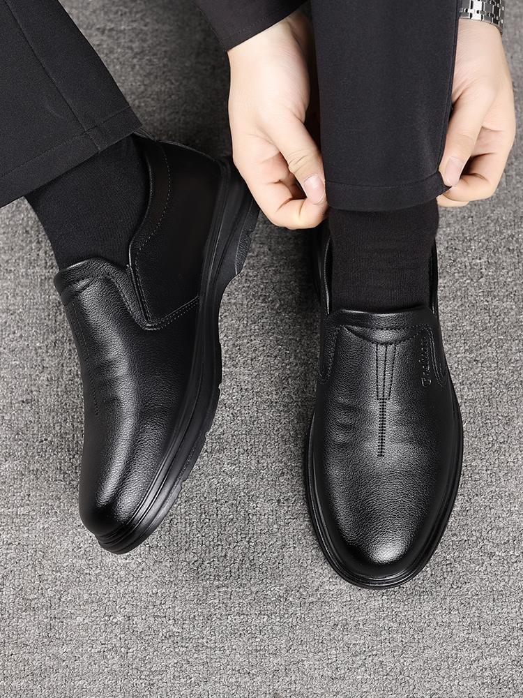Male Leather Shoes Breathable Round Toe Men Dress Shoes Lace-up Waterproofing Solid Business Leather Shoes Black Flats