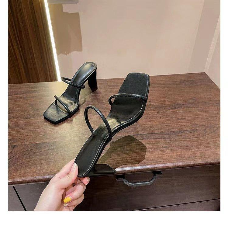 

Шлепанцы на высоком каблуке 2025 европейская и американская внешняя торговля новая женская обувь квадратный носок толстый каблук высокий каблук носить крутые шлепанцы женщины 39 чёрный