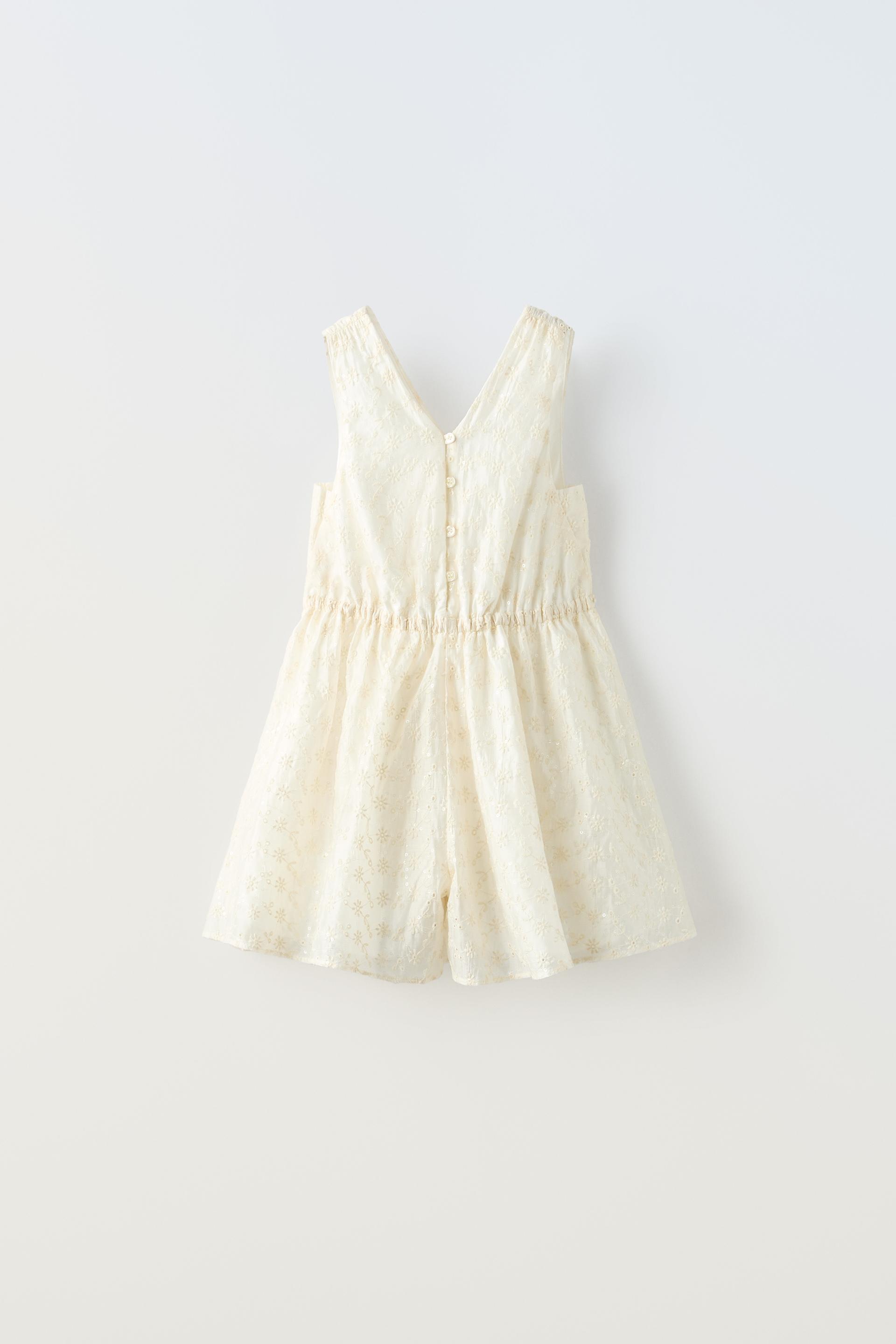 

КОМБИНЕЗОН С ВЫШИВКОЙ