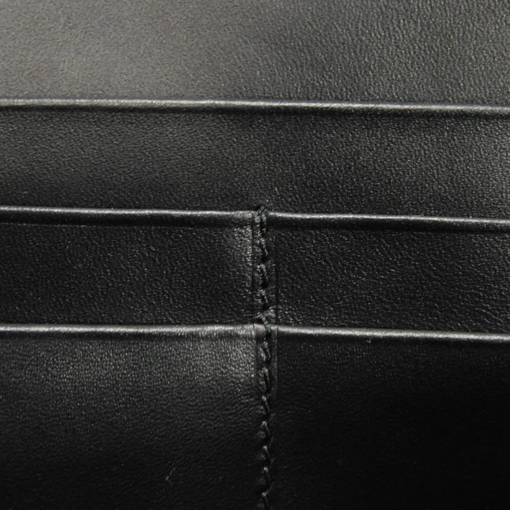 Used 12695 Zip Around Wallet 109N54.F13 7940 White Smooth Calfskin Zip Around Anagram Embossed Black Unisex from Japan