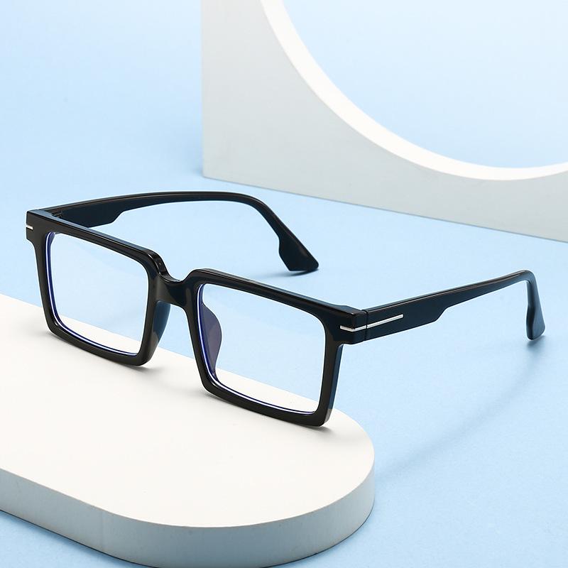 Retro Square Anti-Blue Light Glasses – Simple, Casual, Versatile Eyeglass Frames