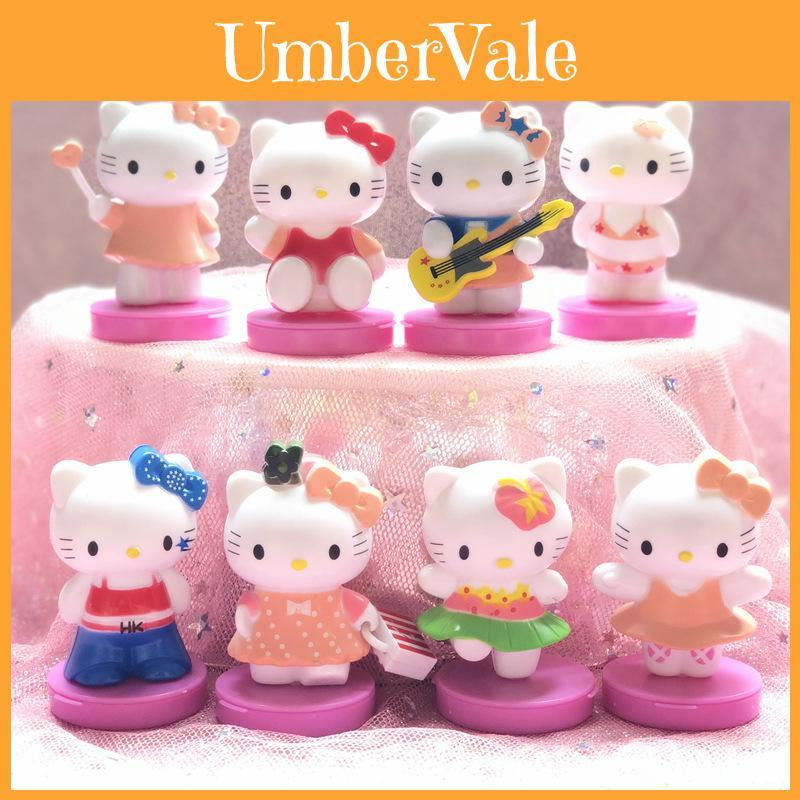 Entzückendes Hello Kitty Miniatur-Puppenhaus-Dekor Acht-teiliges Set Perfekt für Kuchen und Gärten