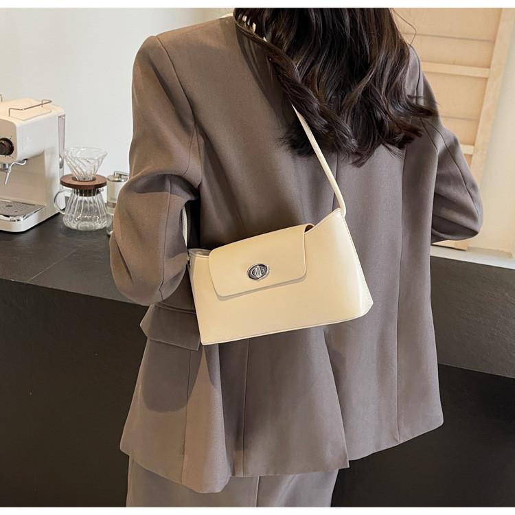 2023 New Korean Fashion Underarm Envelope Bag Women's Bag Urban Simple Style