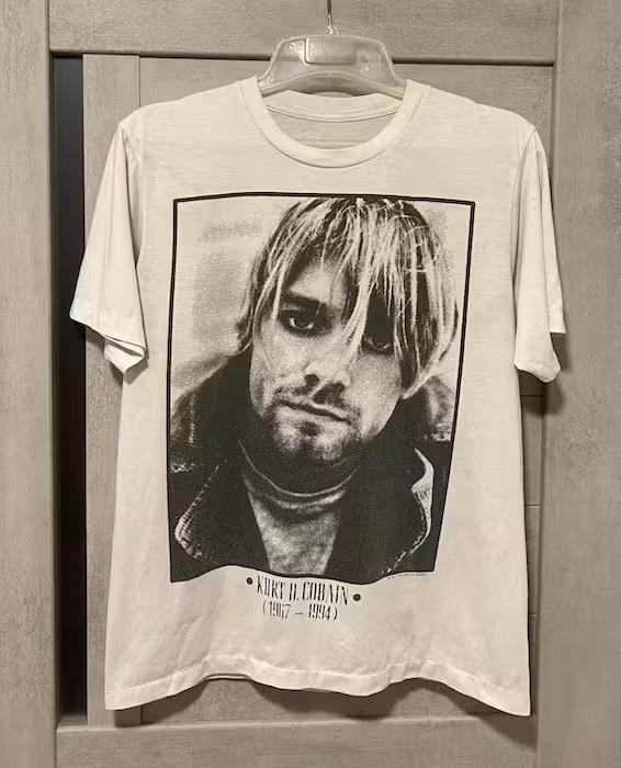 Kurt Cobain The End of Music Memorial T Shirt Full Size DO507 Unisex T-Shirt