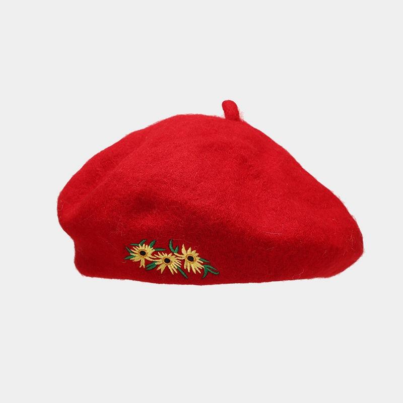 Women's Checked Beret Winter Floral Embroidery Street Fashion Hat Internet Celebrity Artist Xingjing BLM154