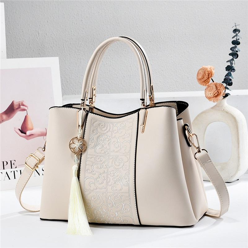 Exquisite Vintage Embroidery Premium Texture Handbag For Middle Aged Ladies, Multi-purpose Top Handle Shoulder Crossbody Holiday Gift Bag