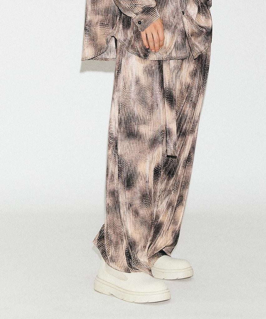 F8KE CHEMICAL CLUB Serene Tie-Dye Pleated Wide Pants