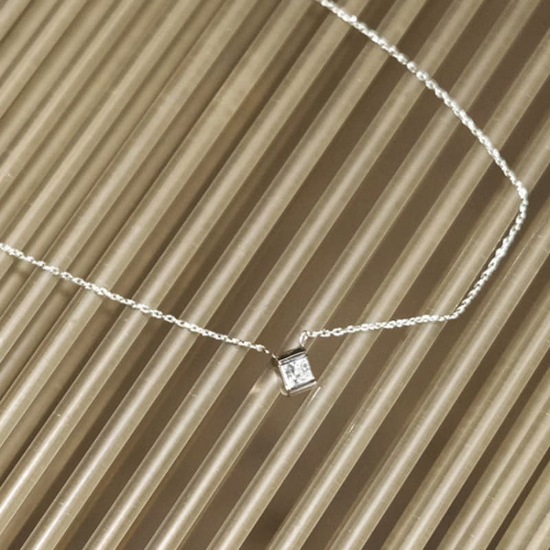 LNMD Square necklace