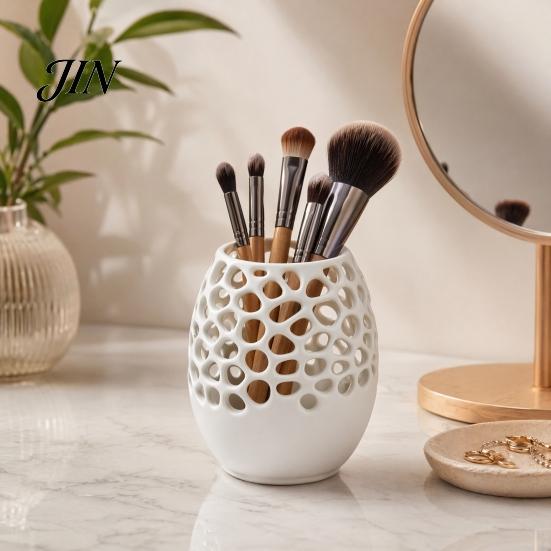 Pen Holder Modern Honeycomb Holder, 3D Printed Hollow Design Writing Utensil Container, Stylish Desk Organizer for Pencils Makeup Brushes And Brush