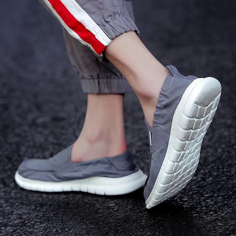 Old Beijing Stoffschuhe Herren Frühling Atmungsaktive Slip-On-Schuhe Arbeitsschuhe Freizeitschuhe Skateschuhe Bequeme Sneakers Papa-Schuhe