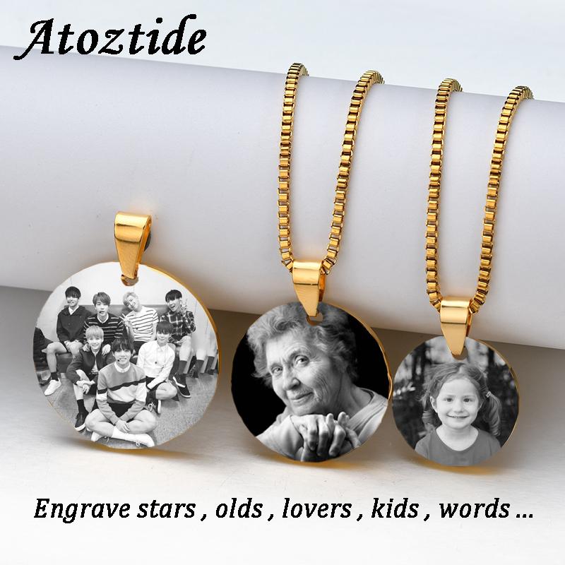 Atoztide Personalized Round Brand Engrave Name Necklace Stainless Steel Words Letter Picture Box Chain Birthday Jewelry Gift