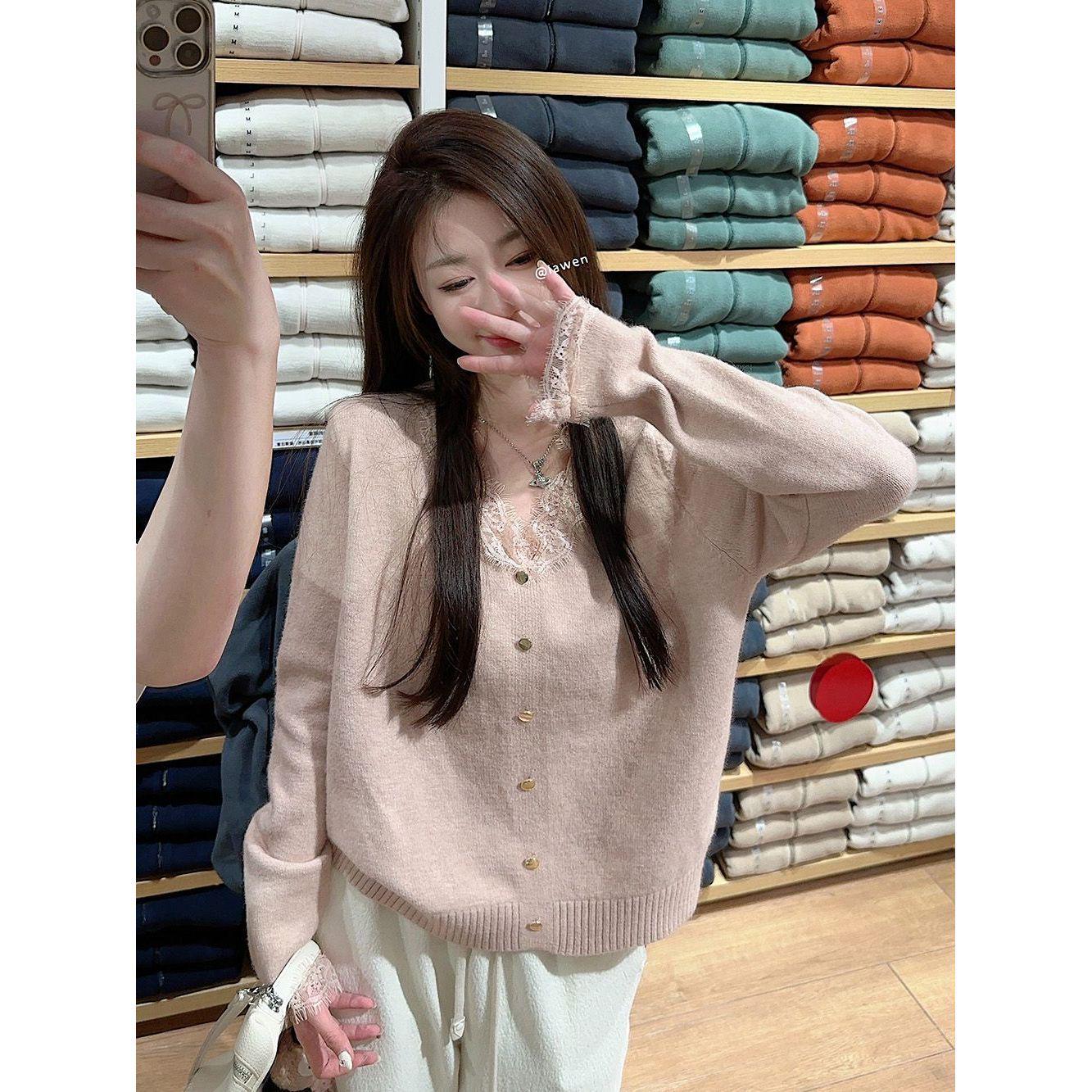 

Women s Pink Lace-Trim Sweater: Versatile, Loose-Fit Winter Knitwear One Size