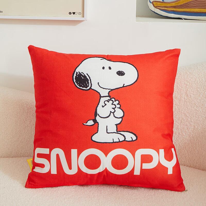 Snoopy 3D Travel Companion Pillow