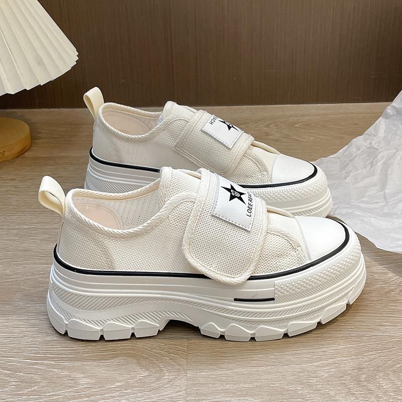 

Mesh shoes women s breathable mesh one-pedal summer 2025 new platform sports versatile black breathable little white dad shoes 40