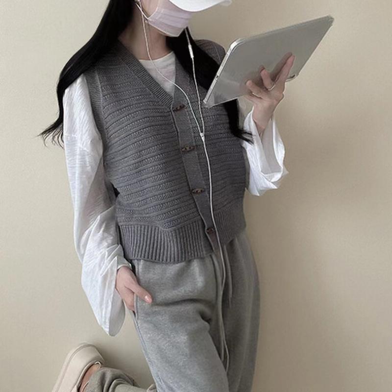 Podzimní korejská móda Pletená Retro vesta Ženy Nový design Volný All Match Svetr Bez rukávů Vesta Estetický roh Knoflík Vintage Cardigan