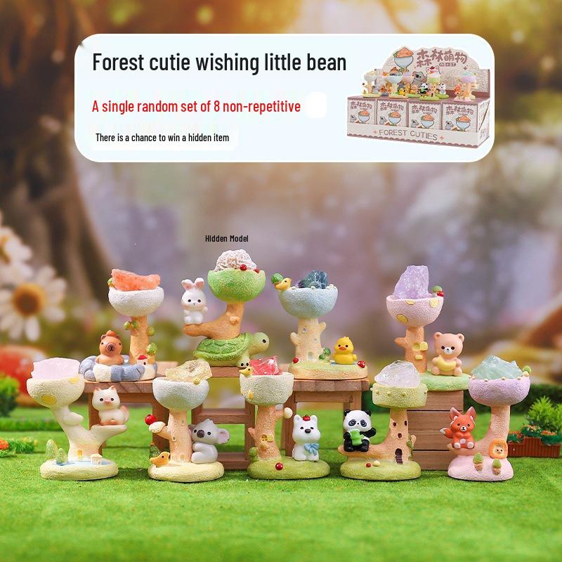 Hot Selling Cat Travel Diary: Blind Box Fashion Resin Figurine - Hand-Painted Cute Cat Desktop Ornament