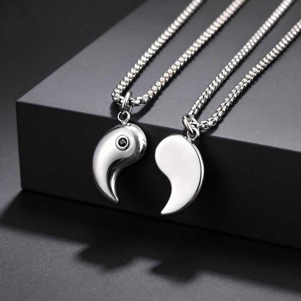 Fashion Yin Yang Pendant Necklace Stainless Steel Black Silver Friendship Necklace for Men Women BFF Couples Jewelry Gift