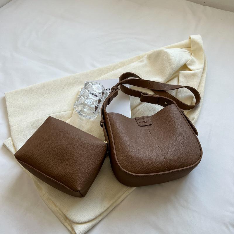 

This year, popular small bags for women s spring and summer versatile 2025 new fashion shoulder messenger bag, mother bucket bag 0955 покинуть белый