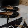 Sapatos de mulher – Sabrinas