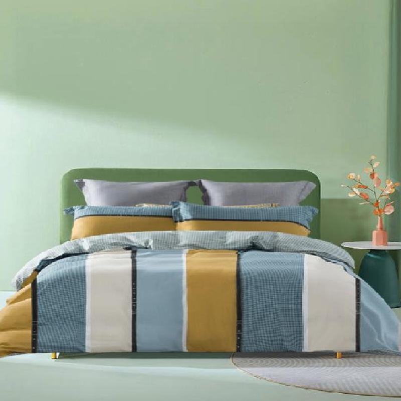 

Mercury Xiangyao 4-Piece Bedding Set