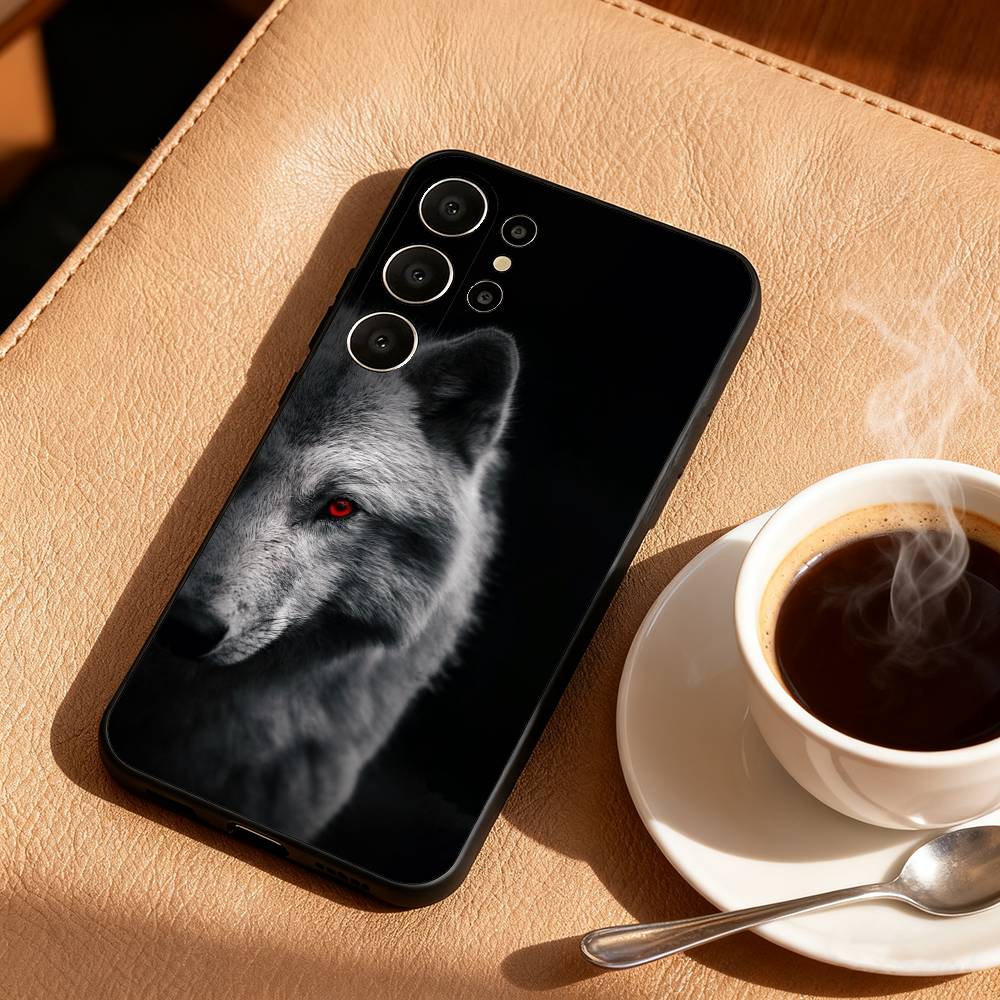 1pc Wolf Phone Case For Samsung S26,S25,24,23,22,30,21,10,9,Ultra,Plus,Lite,FE Soft Black Case