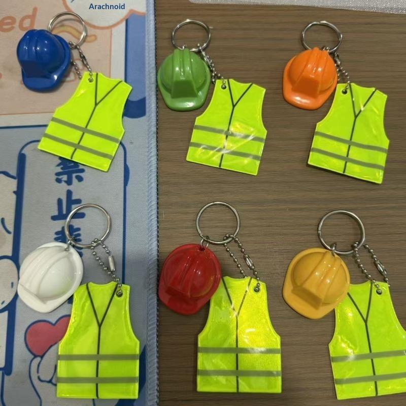 1Pc Creative Vest And Safety Helmet Shaped Keychain Night Travel Reflective Warning Sign Pendant For Backpack Accessories