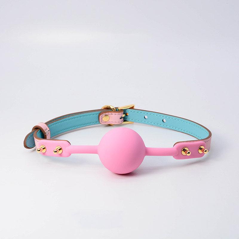 Men's Small Silicone Cowhide-Style Gag Ball with Breathable Hole for Deep Throat Comfort