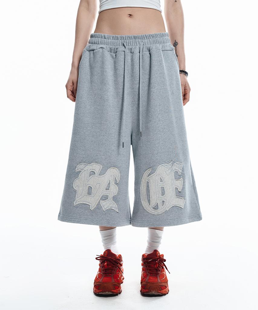 EASY NO EASY Enoe Patch Sweat Bermuda Pants - Grey
